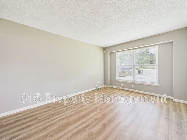 Building Photo - 11125-11127 E 84th Terr Unit 11125 Rental