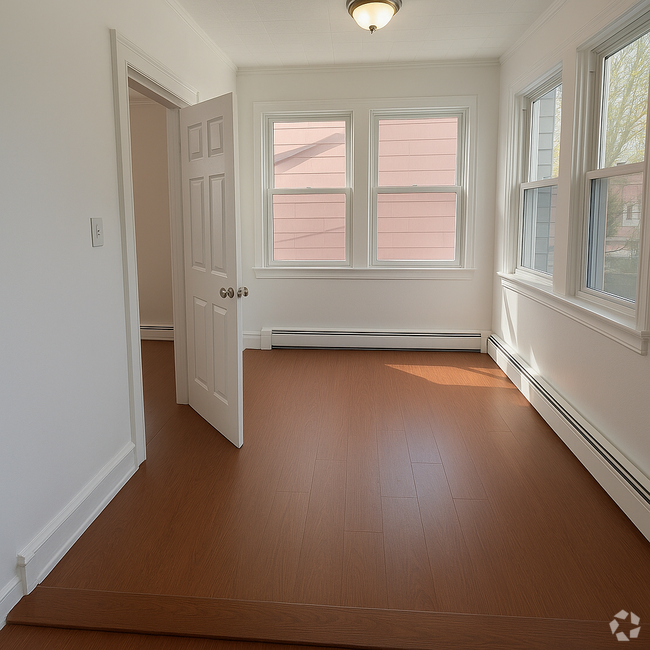 Building Photo - 422 Beardsley Ave Unit 2 Rental