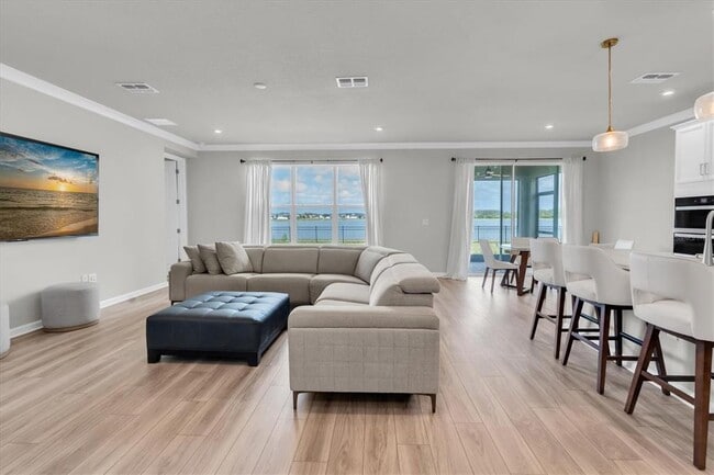 Photo - 6353 Timberdale Ave