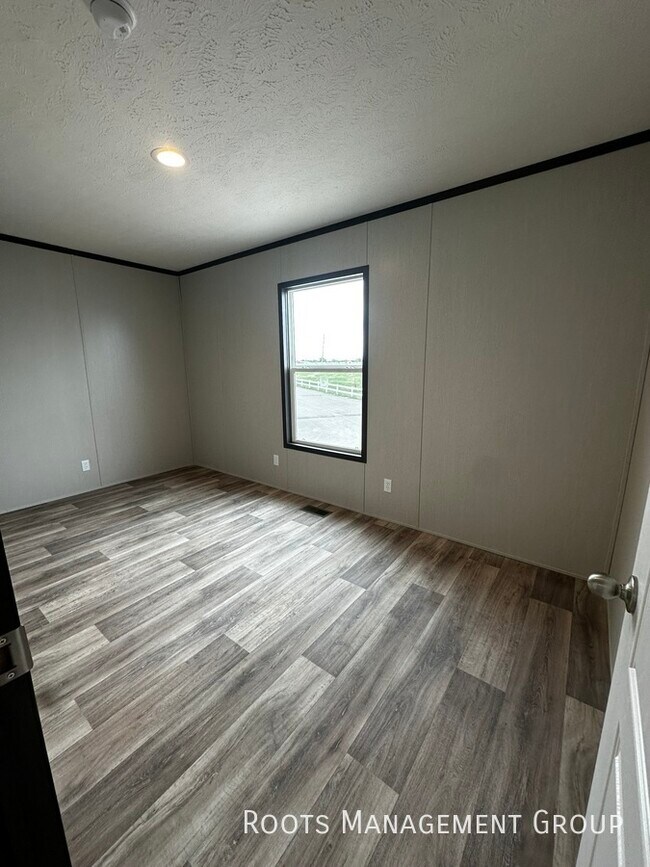 Home Available to Lease Apply Today! Rental House Rental in Hays