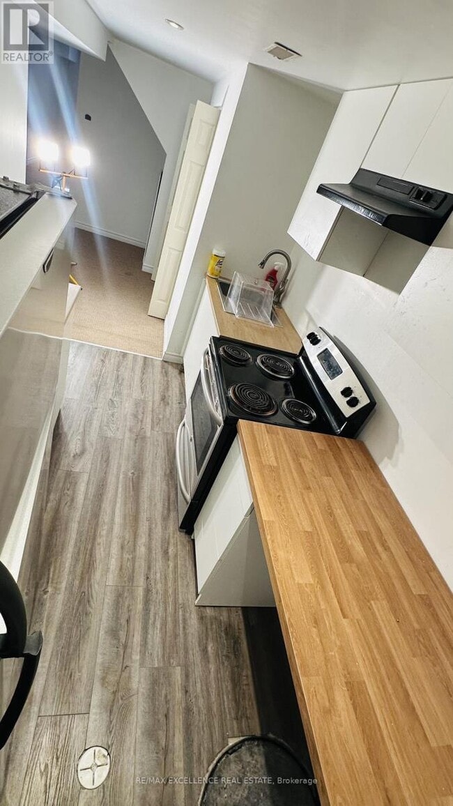 Photo - 57 Creek Ridge St