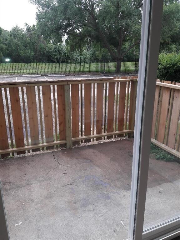 Photo - 5625 Antoine Dr Unit 1615