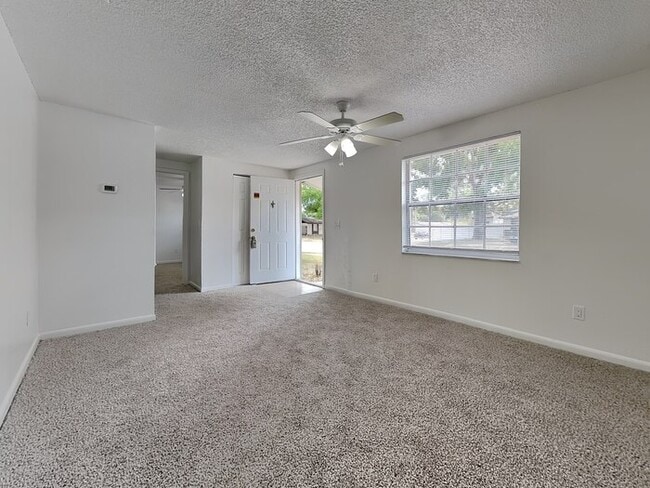 Photo - 3416 Myrica St
