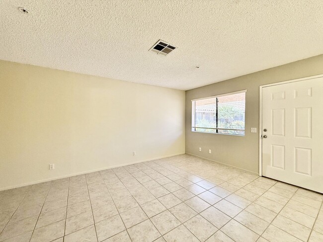 Photo - AVAILABLE NOW!! 1 Bedroom 1 Bathroom 55+ Apartment in Palm Desert! Unit 01