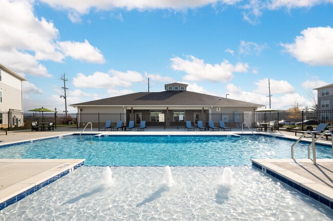 Building Photo - The Crossing at Clear Creek Rental
