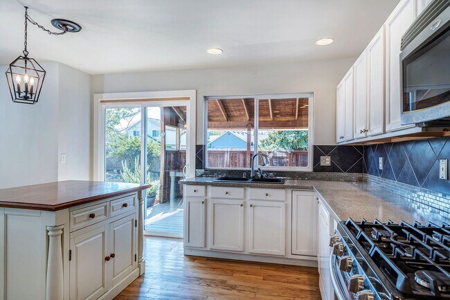 Photo - Monroe two story, three bed, two and half ...