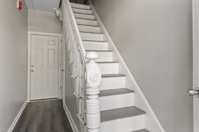 Photo - 249 N Mulberry St Unit 1