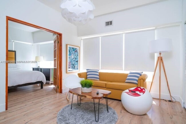 Photo - 227 1st St Unit 7