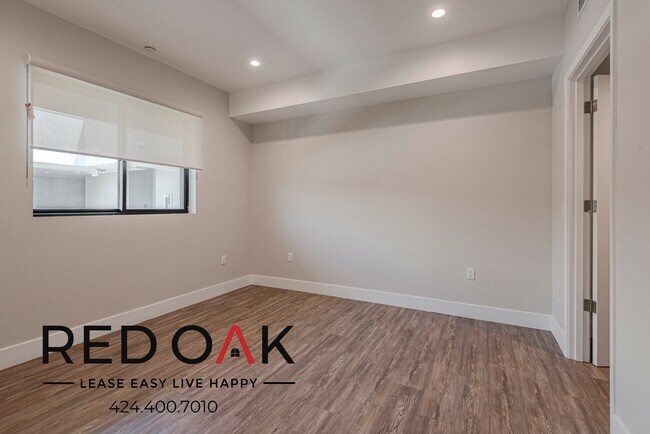 Photo - ~4 Weeks Free~ +$500 Look & Lease Special!... Unit 511