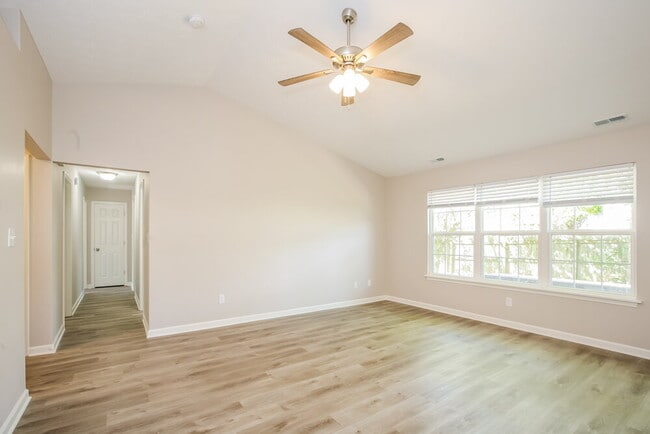 Photo - 6114 King Lear Ct