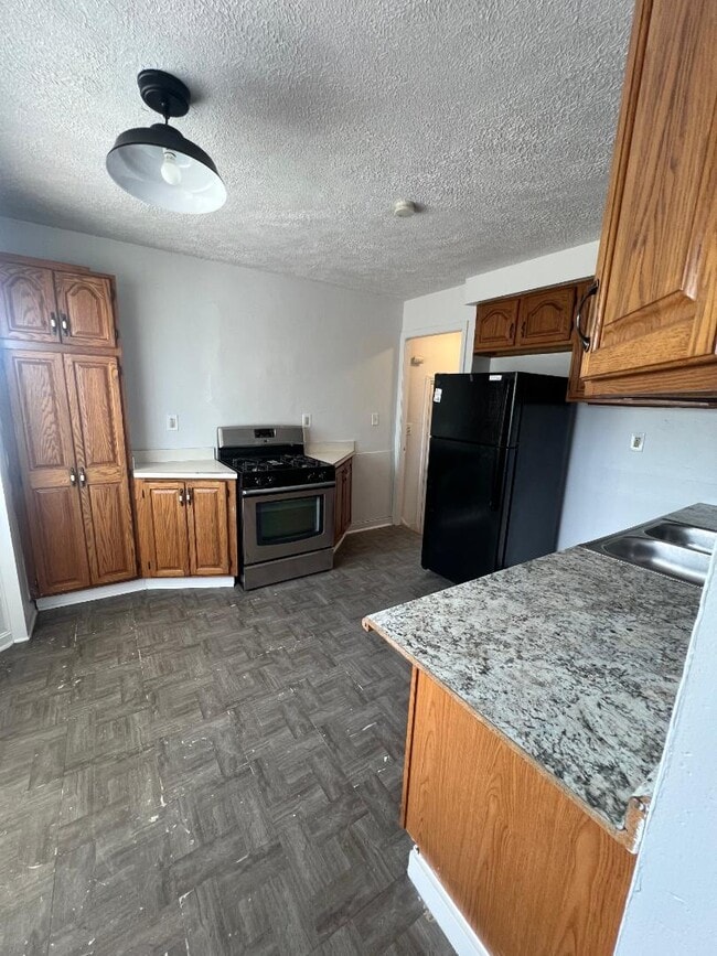Photo - 14315 Tokay Ave