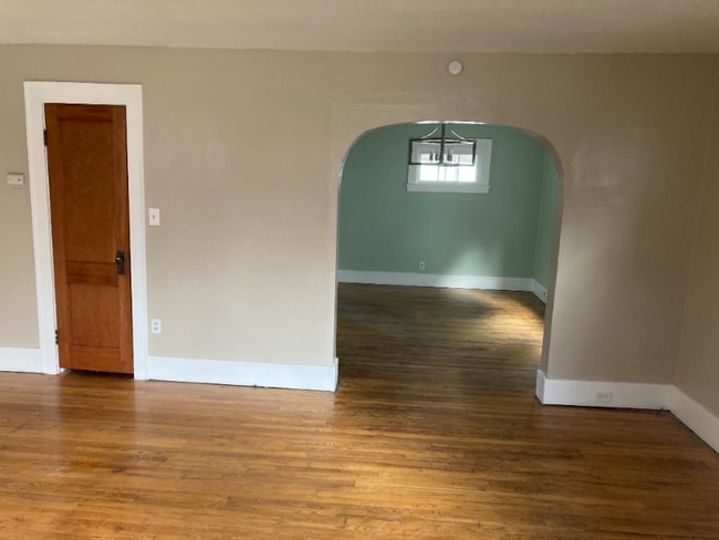 Photo - 305 Stafford Ave