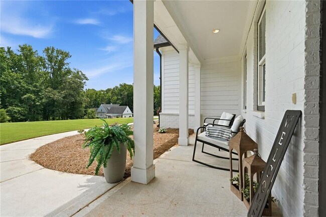 Photo - 2049 Chestnut Oak Trl