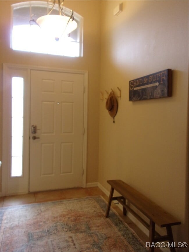 Photo - 877 W Silver Meadow Loop