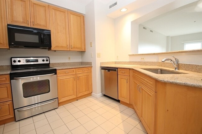 Photo - 175 Cottage St Unit 702