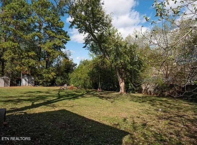 Photo - 128 Farlow Dr