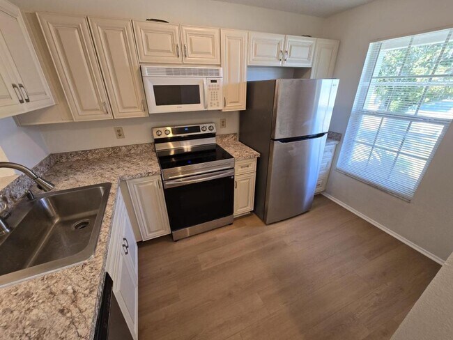 Photo - 2955 Stillwell Ct