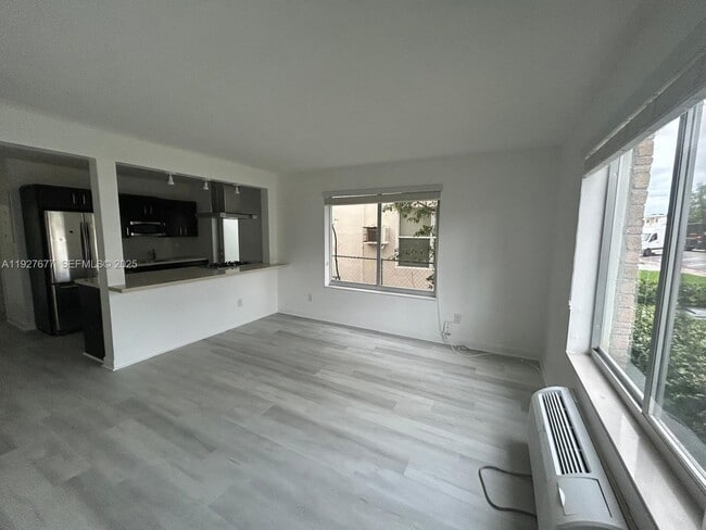 Photo - 7430 Carlyle Ave Unit 2