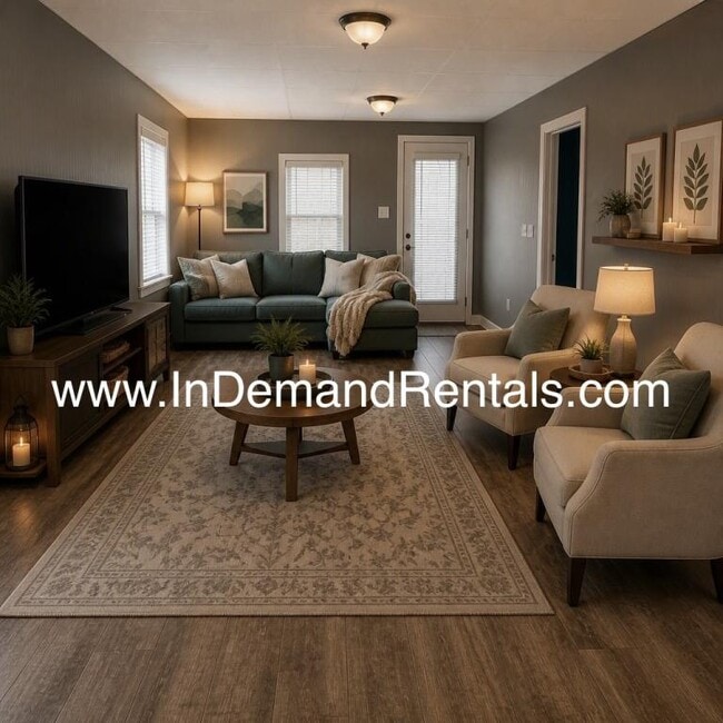 Photo - 305 Malaga Park Dr