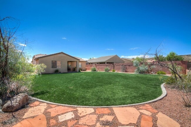 Photo - Beautiful Coral Canyon Home