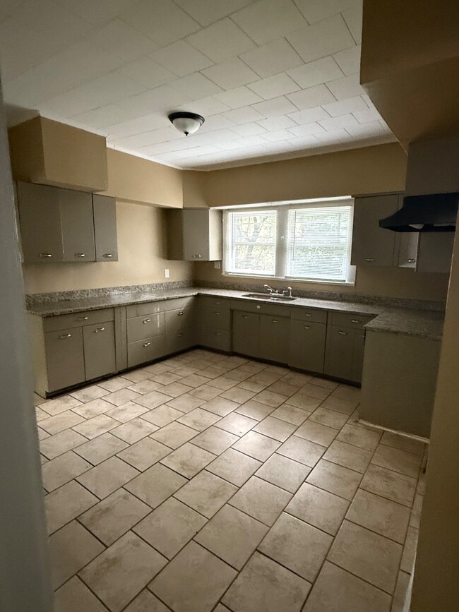Photo - 1244 Hueytown Rd House