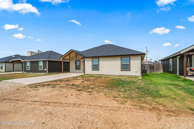 Photo - 1005 East St