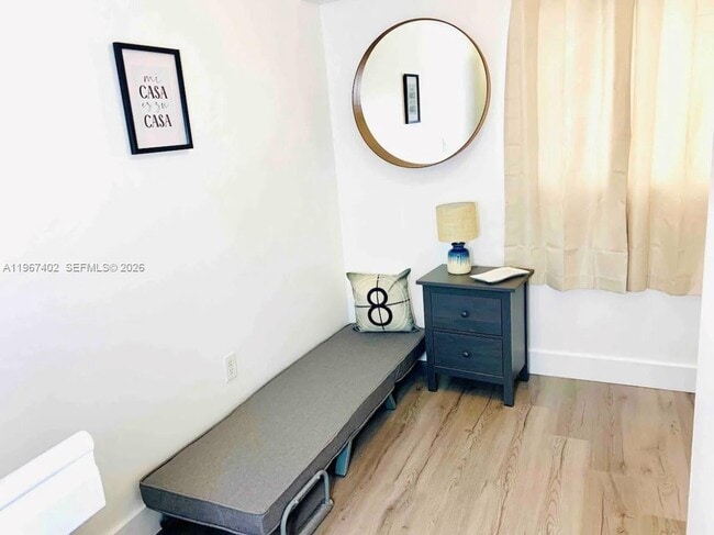 Photo - 821 SW 2nd St Unidad 6