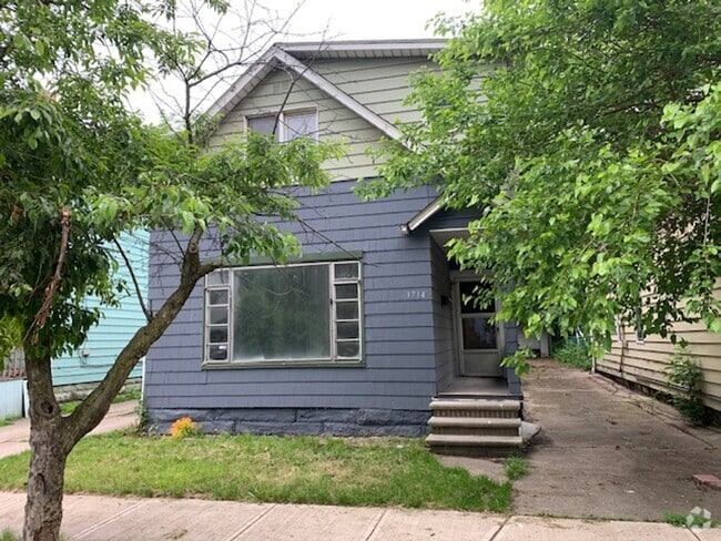 Building Photo - 3714 E 50th St Rental