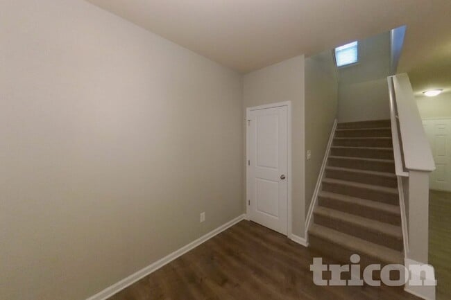 Photo - 3272 Lowland Dr