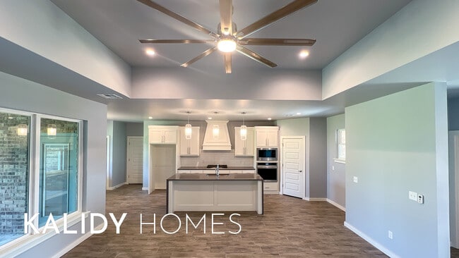 Photo - 206 Olde Ml Ct