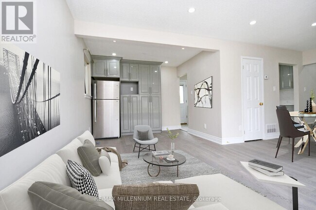 Photo - 156 Folkstone Crescent