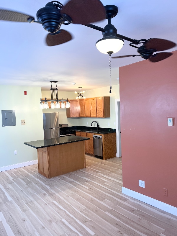 Photo - 81-83 America St Unidad 2F