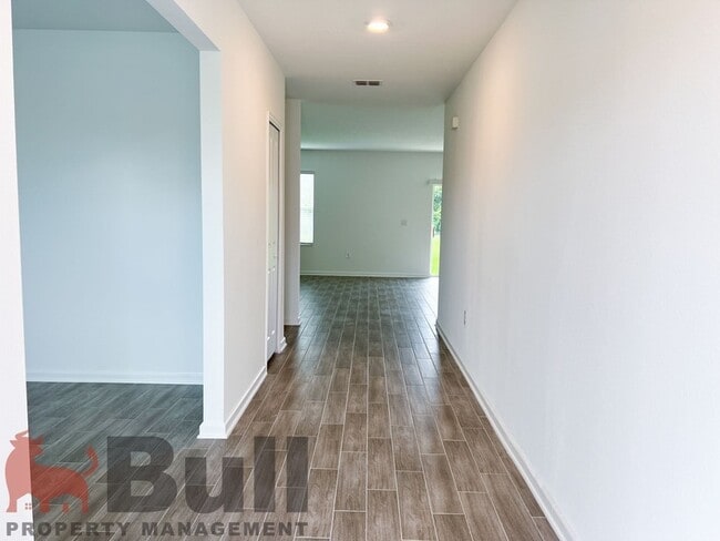 Photo - 5030 Four Strand Ct