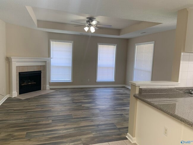 Photo - 2721 Columns Way SW