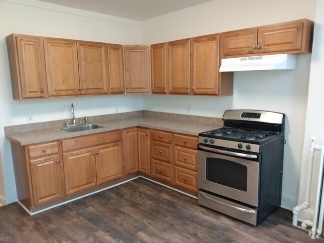 Building Photo - 2515 Maryland Ave Unit 2 Rental
