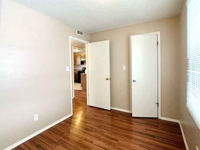 Photo - Three Bed/ 2 Bath House
