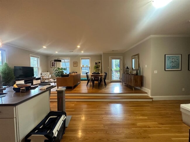 Photo - 22 Linden Ave Unit 2