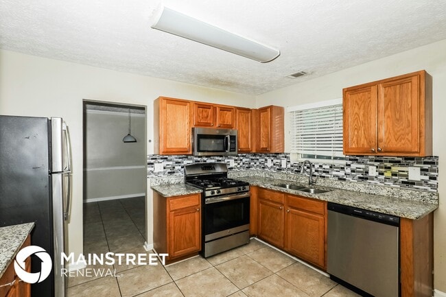 Photo - 1496 Paladin Ct