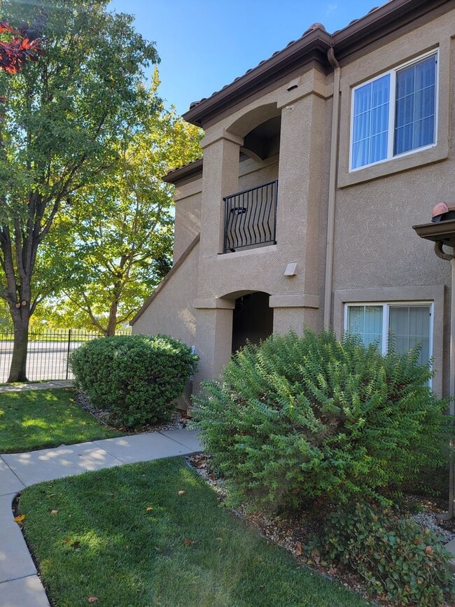 Photo - Adorable 3 bedroom 2 bath Condo