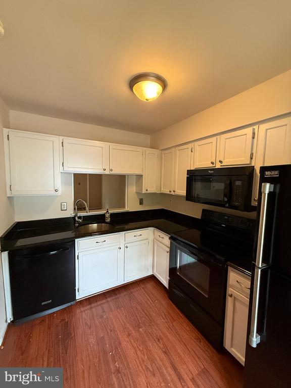 Building Photo - 15066 Maple Glen Ct Rental
