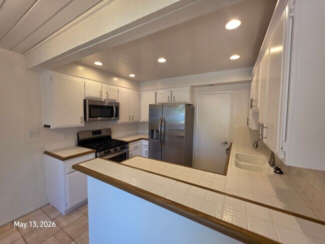 Photo - County Club Villas: 3 Bedroom 2 Bath Attached Townhouse