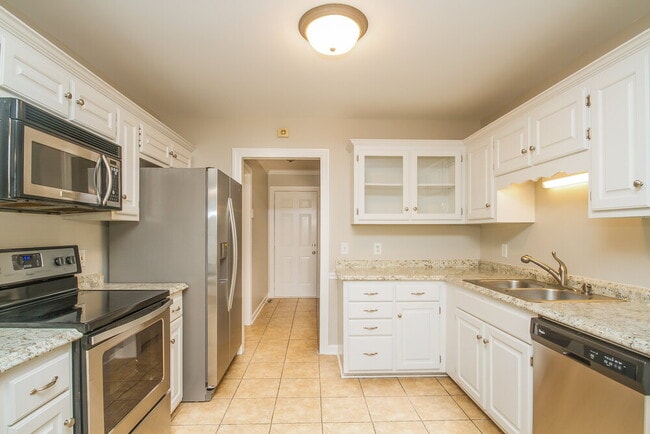 Photo - 306 Gatewood Dr