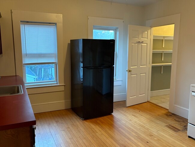 Photo - 86 Pleasant St Unit 2