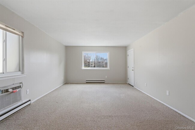 Photo - 614 Fox Run Ln Unit 614