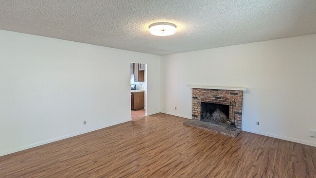 Photo - Lemon Grove 4 Bed with garage