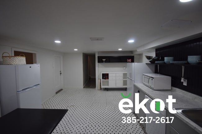 Photo - Birtok-SLC-Wall Street Unit 3 - basement