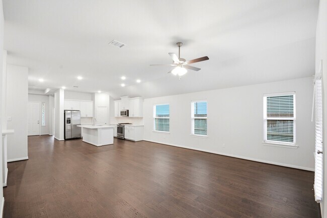 Photo - 2106 Villa Flora Ln