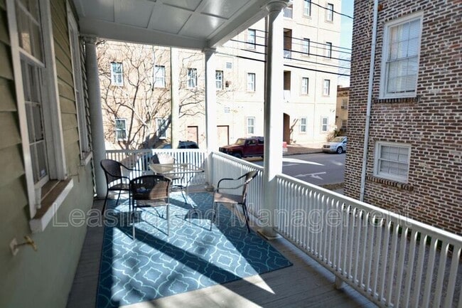 Photo - 17 Coming St Unit A