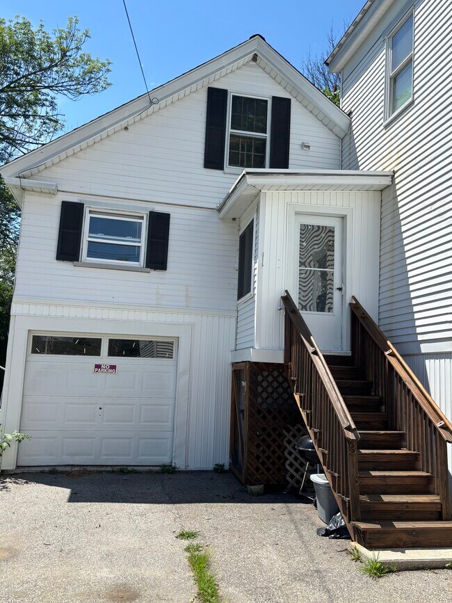 Photo - 82 Pleasant St Unit 3
