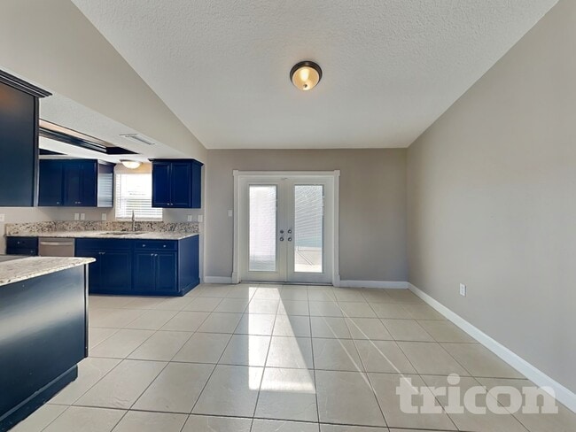 Photo - 27051 Curitiba Dr